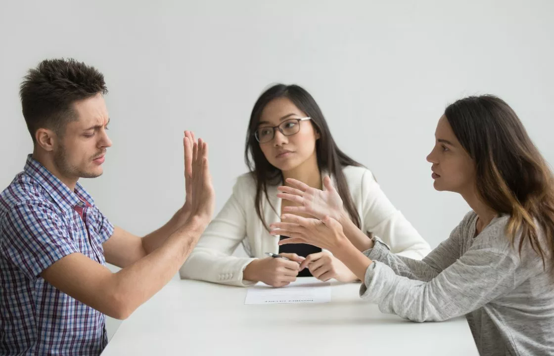 Image of couple arguing in family mediation Torquay