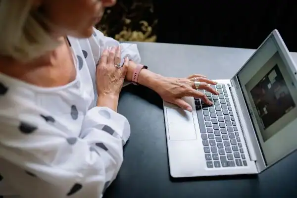 Image of woman attending online mediation Torquay services from Barker Mediation